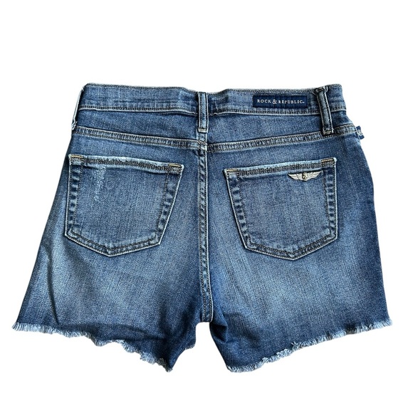 Bundle of three women’s shorts size 4 Good clean condition - Picture 6 of 12